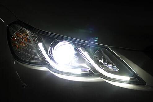 Headlight Bulb Types: What are the Best Car Headlights for Night Driving?